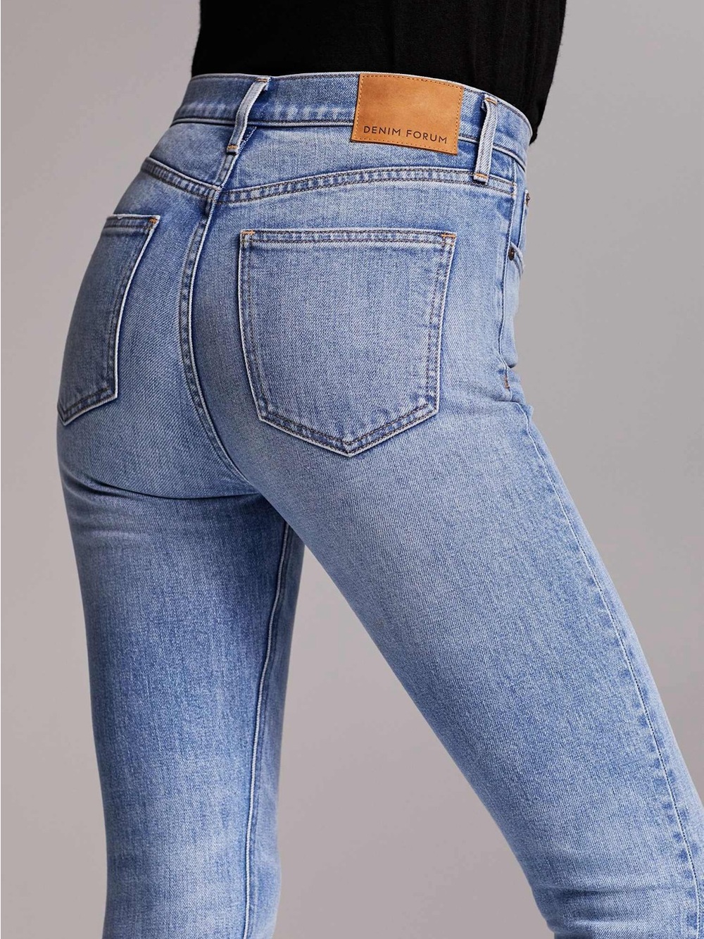 Aritzia Denim Forum Yoko High Rise Slim Jeans Straight Distressed Raw Hem Blue